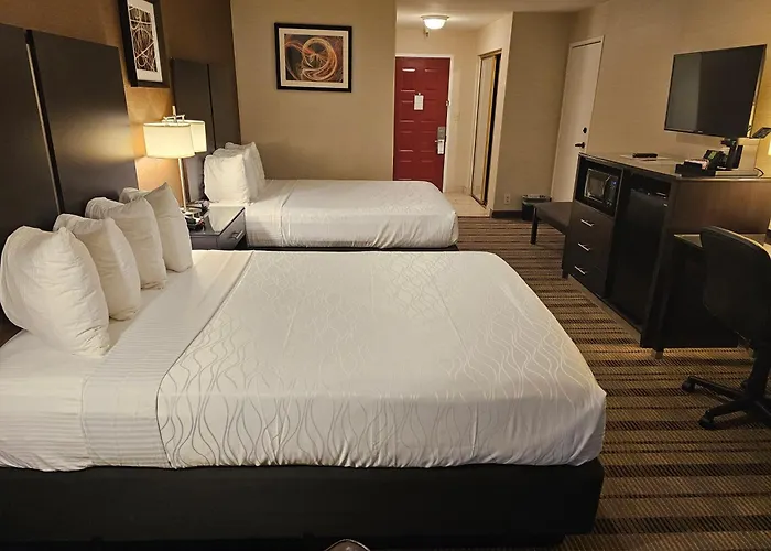 Best Western Pasadena Royale Inn & Suites