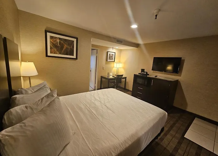 Best Western Pasadena Royale Inn & Suites