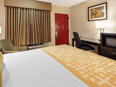 Western Royale & Hotel 3*
