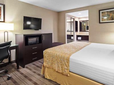 Western Royale & Hotel