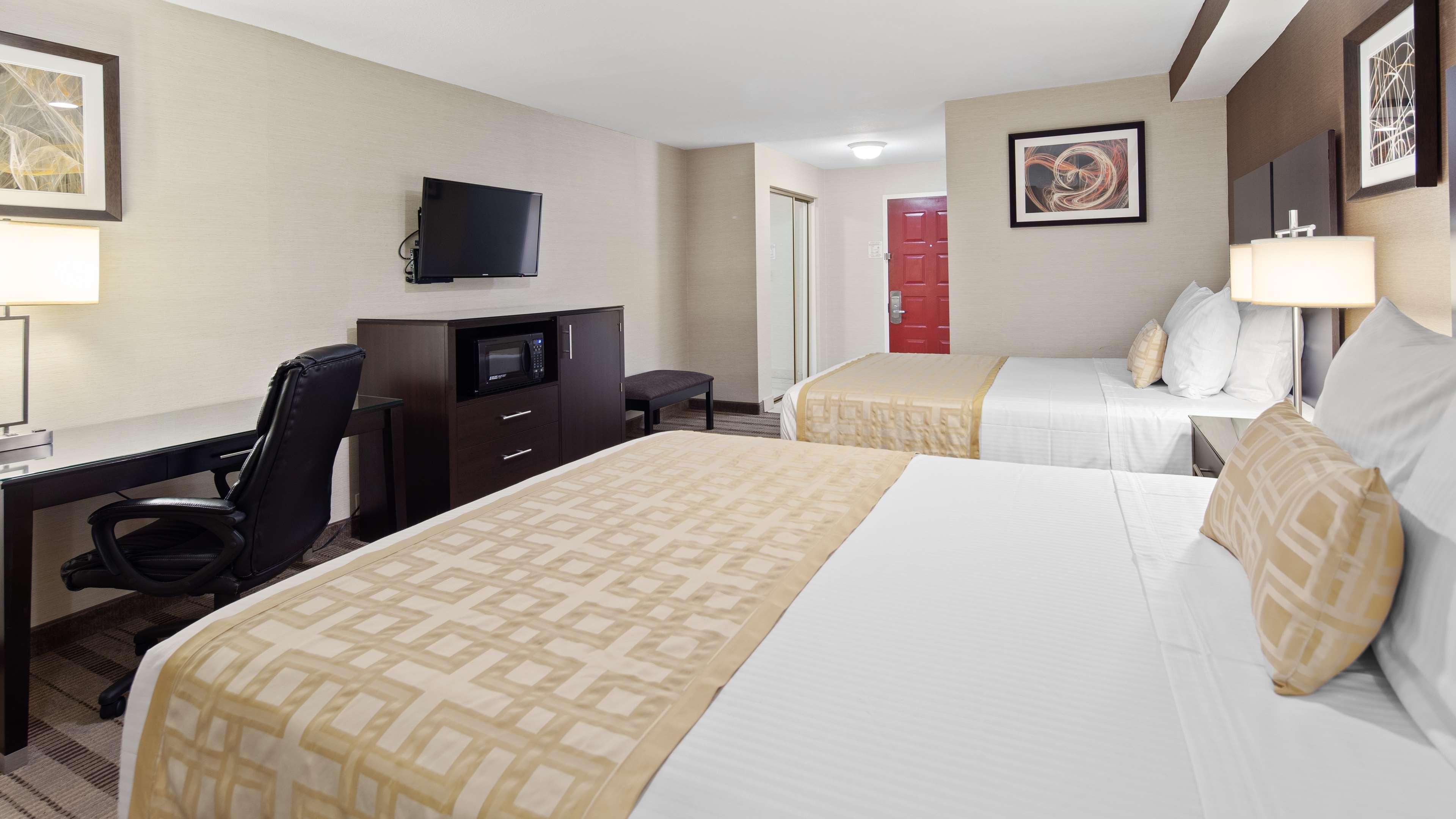 Western Royale & Hotel Pasadena