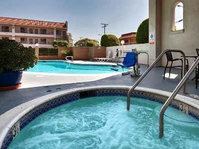 Western Royale & Pasadena