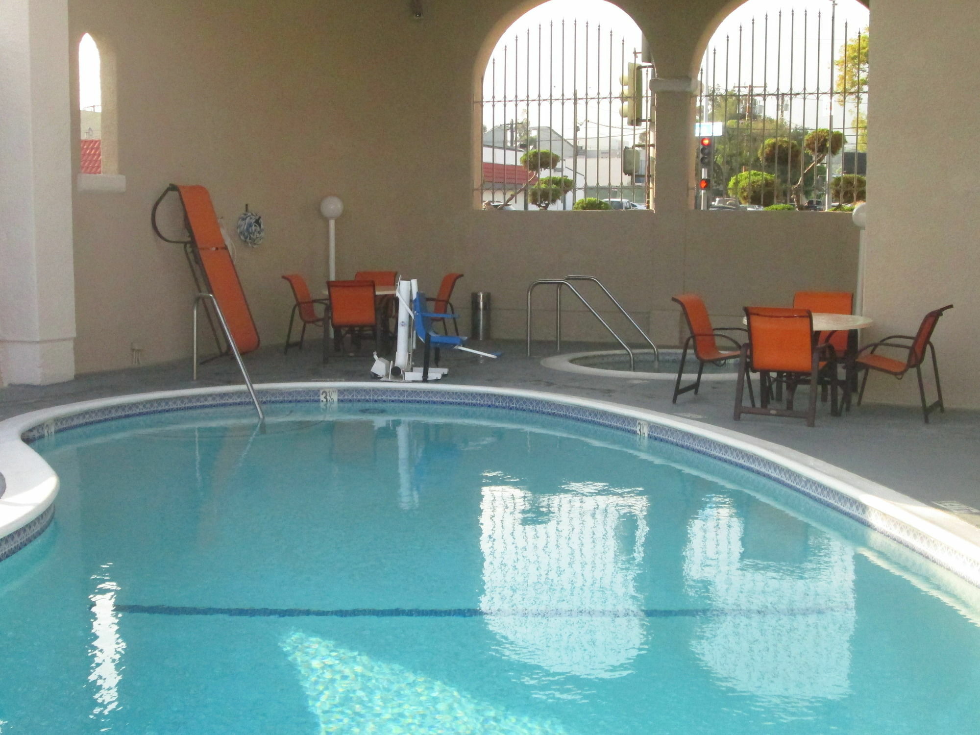 Western Royale & Hotel Pasadena